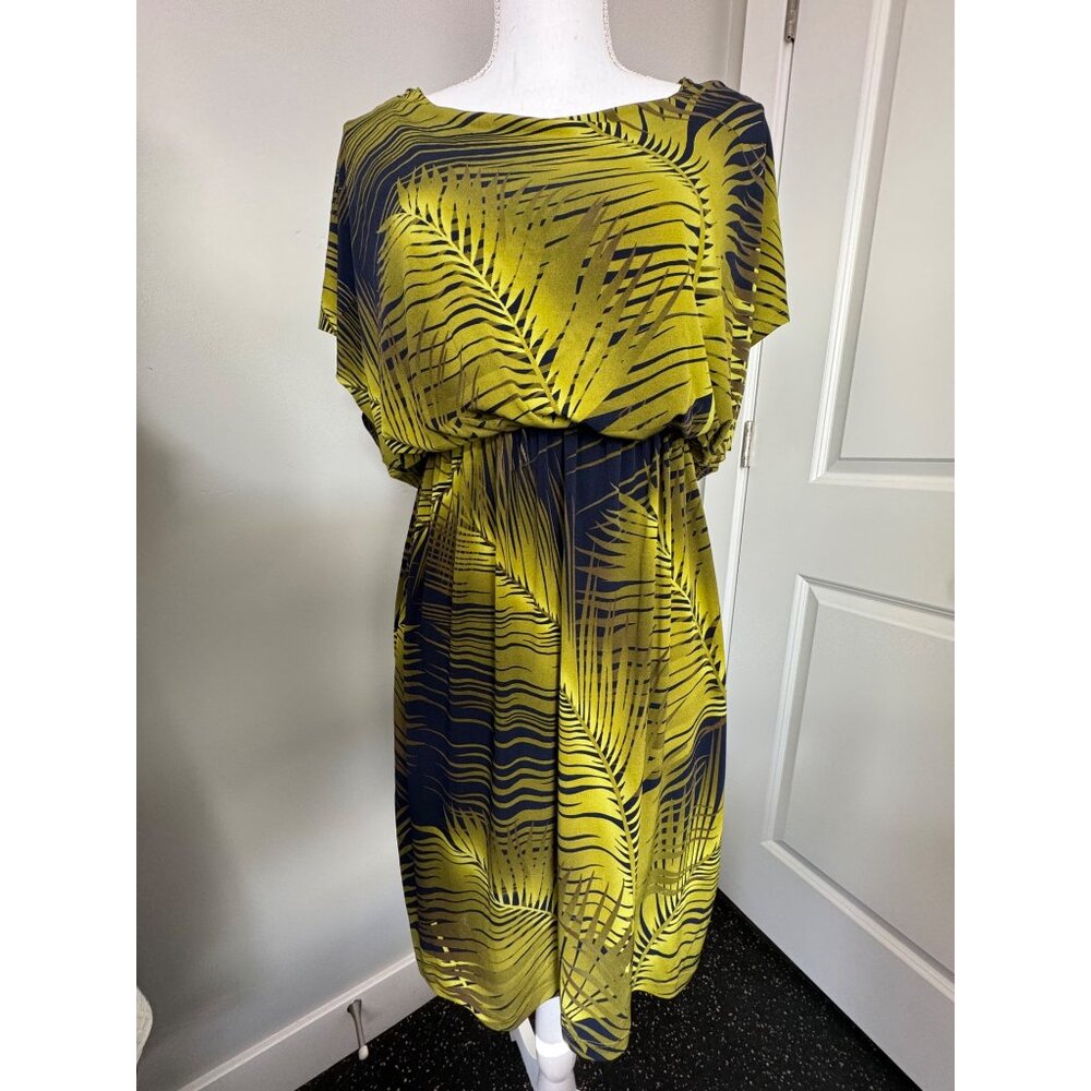 Valerie Bertinelli Womens Leaf Print Dress NWT Size 4 Green & Black Stretchy Wai - Picture 4 of 15